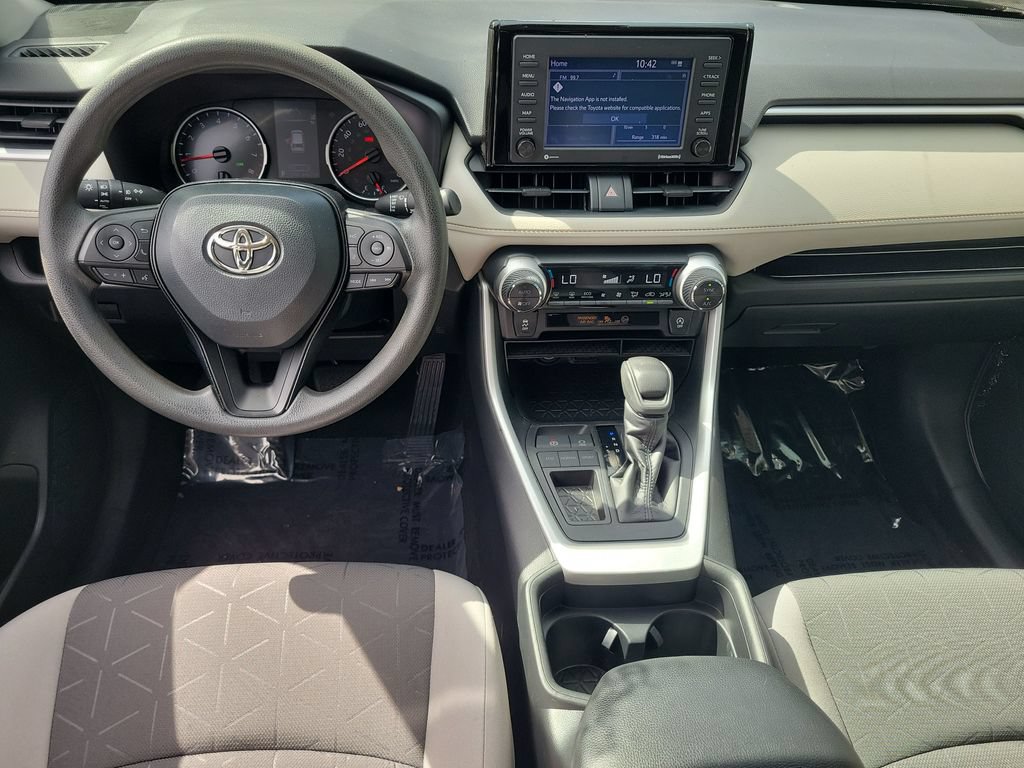 Used 2021 Toyota RAV4 XLE FWD image 27