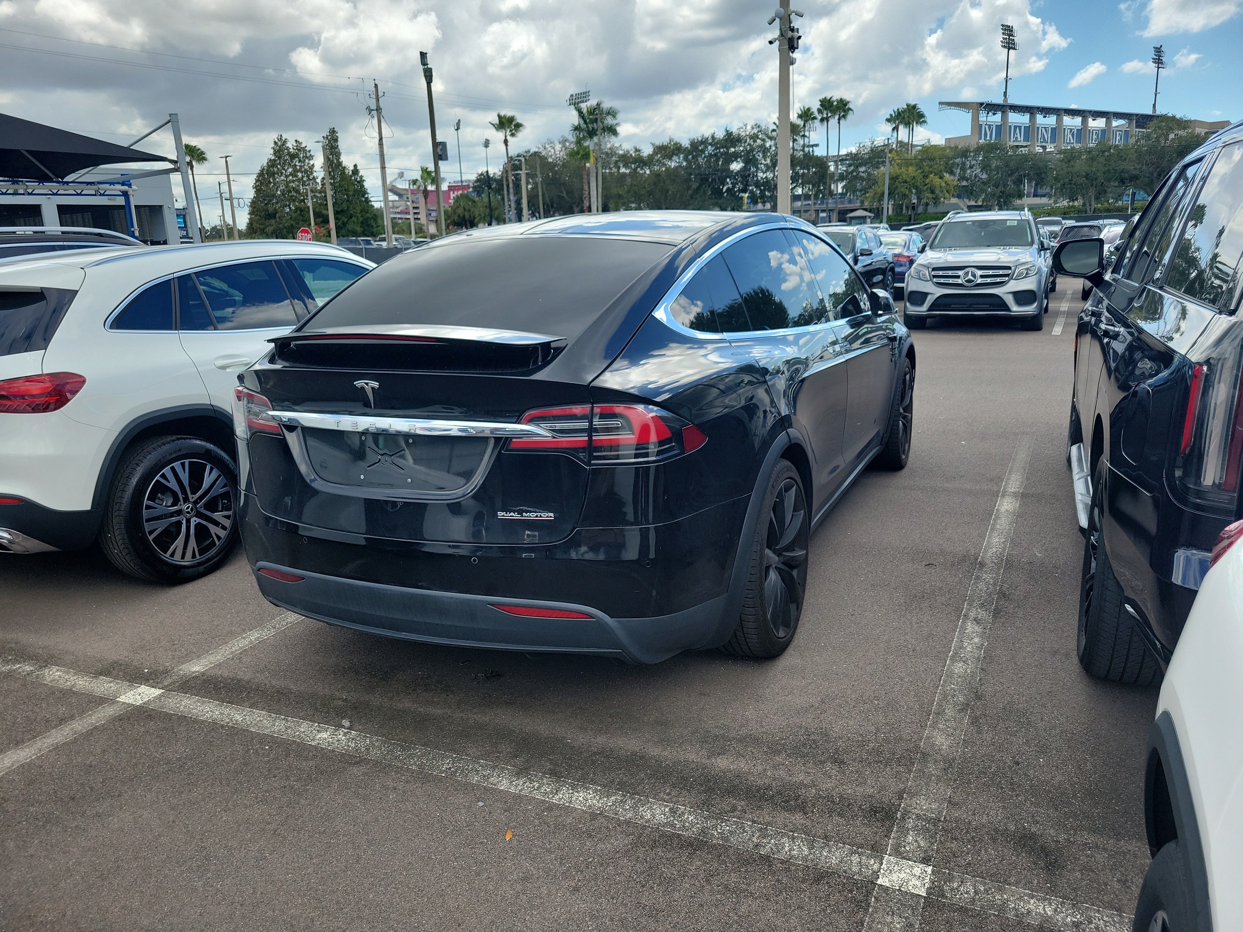 Used 2020 Tesla Model X Performance AWD/4WD image 4