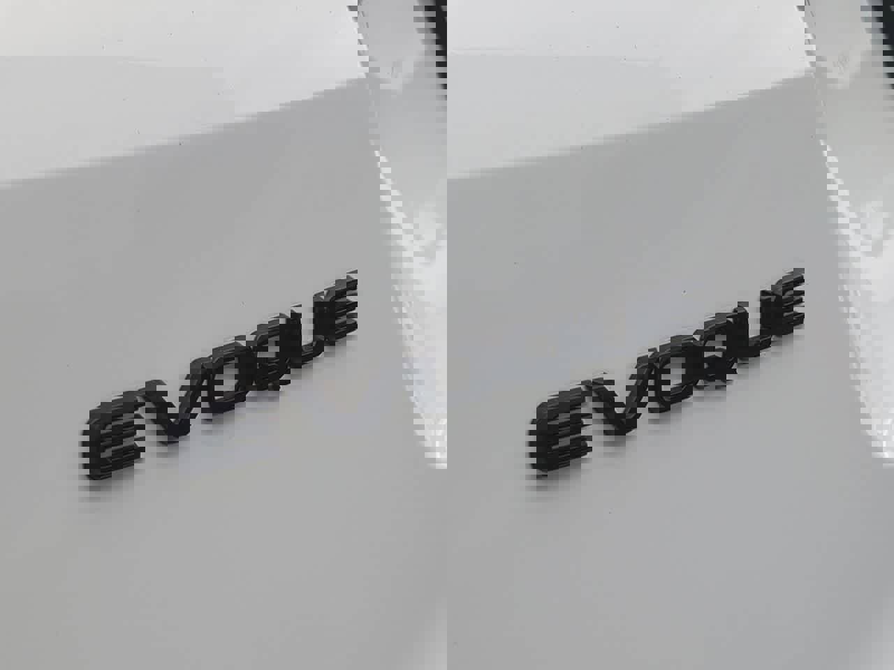 Certified 2025 Land Rover Range Rover Evoque Dynamic SE image 13