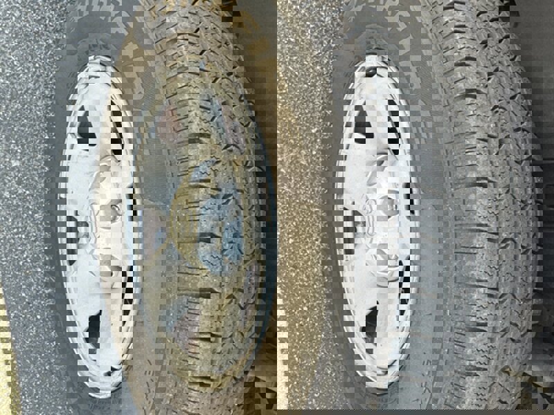 Used 2020 Toyota Tacoma SR image 13