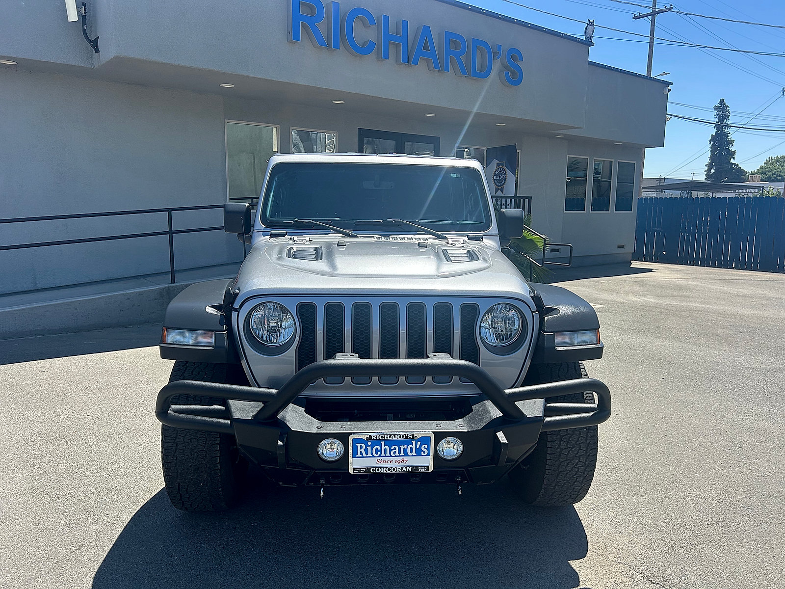 Used 2018 Jeep Wrangler Unlimited Rubicon AWD/4WD image 8