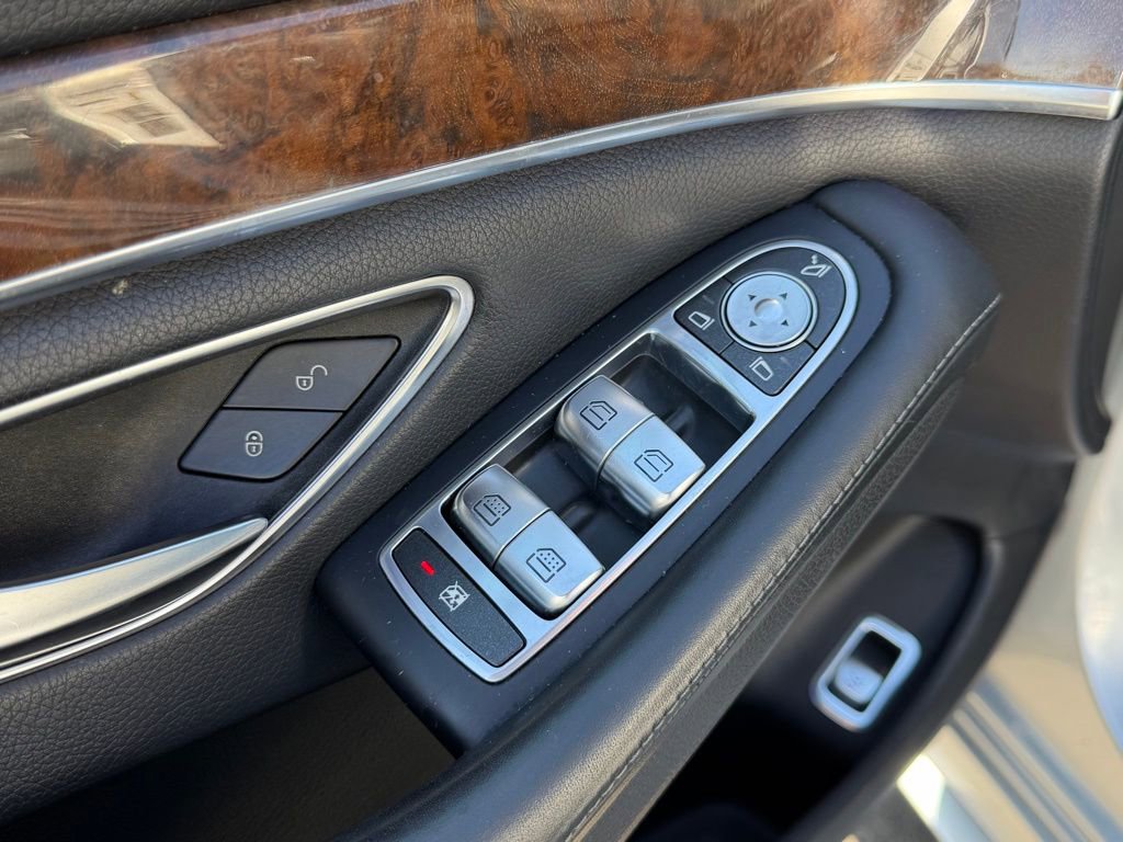 Used 2014 Mercedes-Benz S 550 Sedan image 15