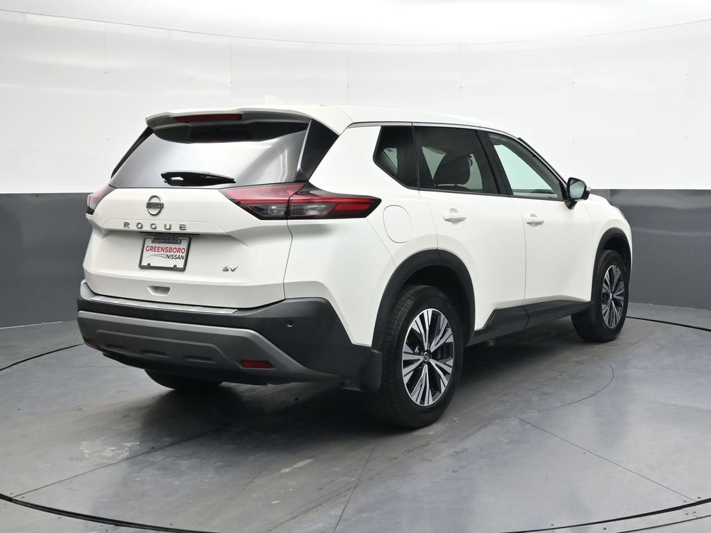 Used 2021 Nissan Rogue SV image 4