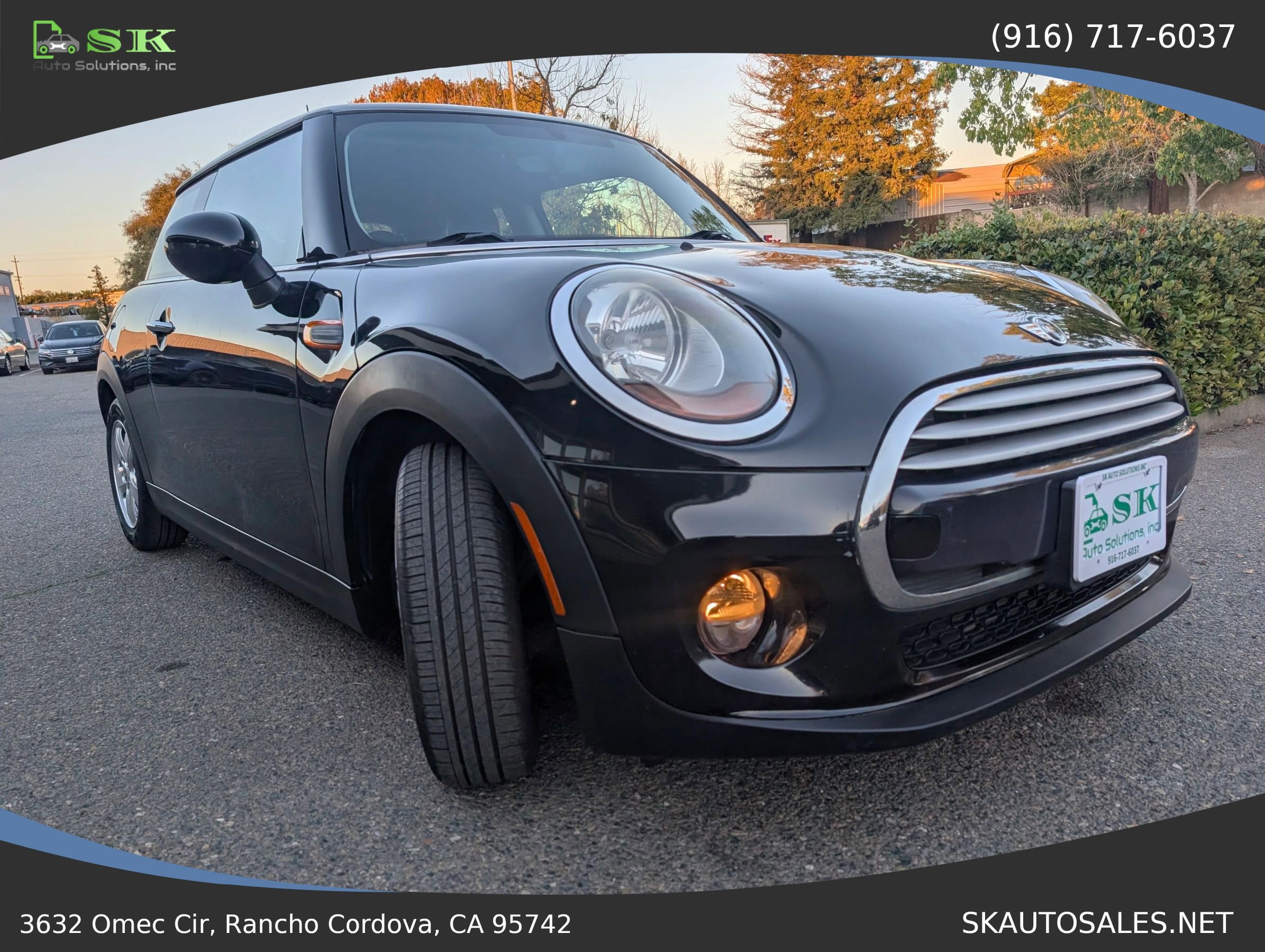 Used 2014 MINI Cooper 2-Door Hardtop image 5