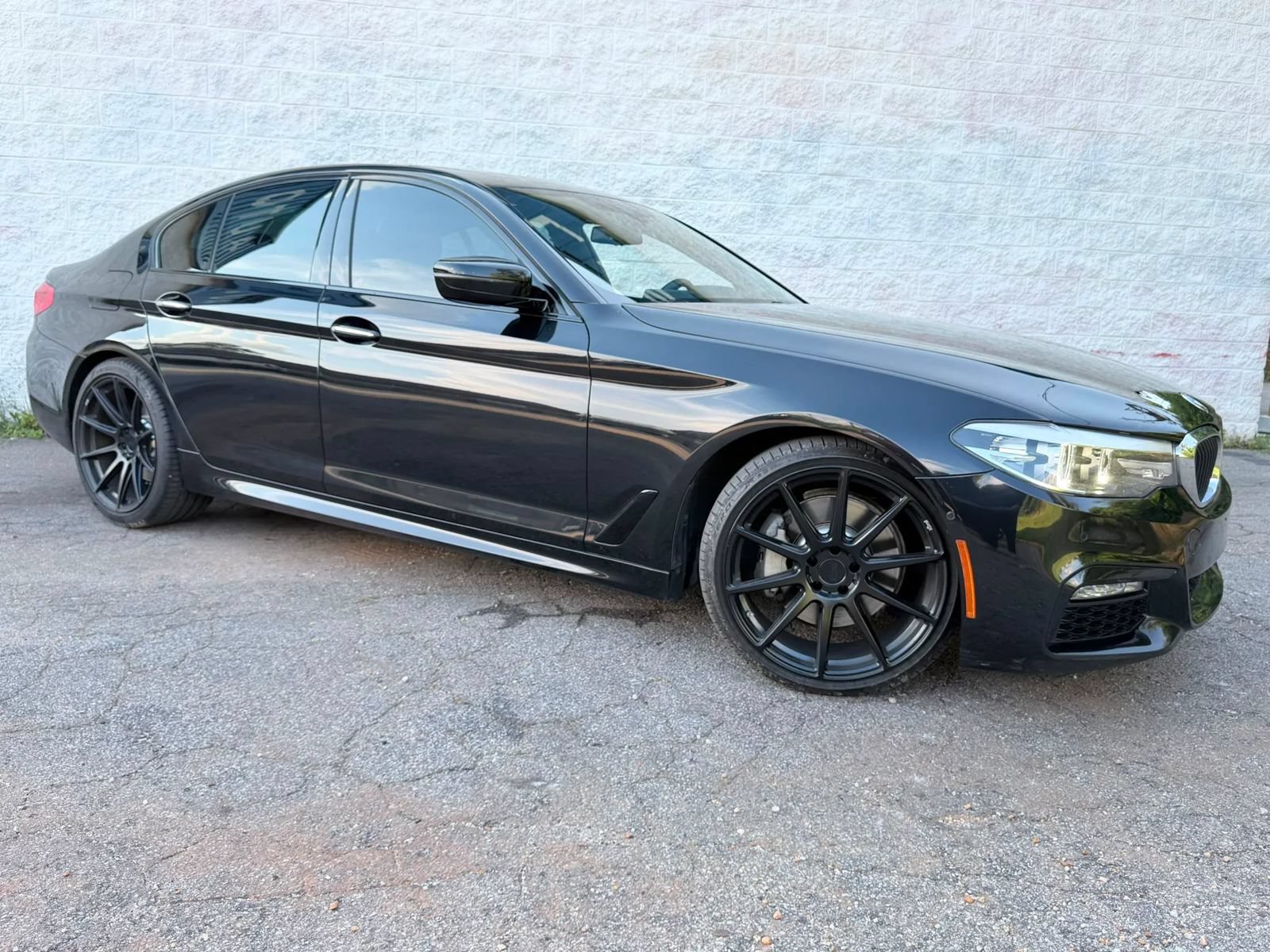 Used 2017 BMW 530i RWD image 5