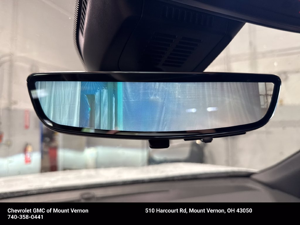 New 2027 Chevrolet Equinox RS w/ Safety and Technology Package FWD image 23