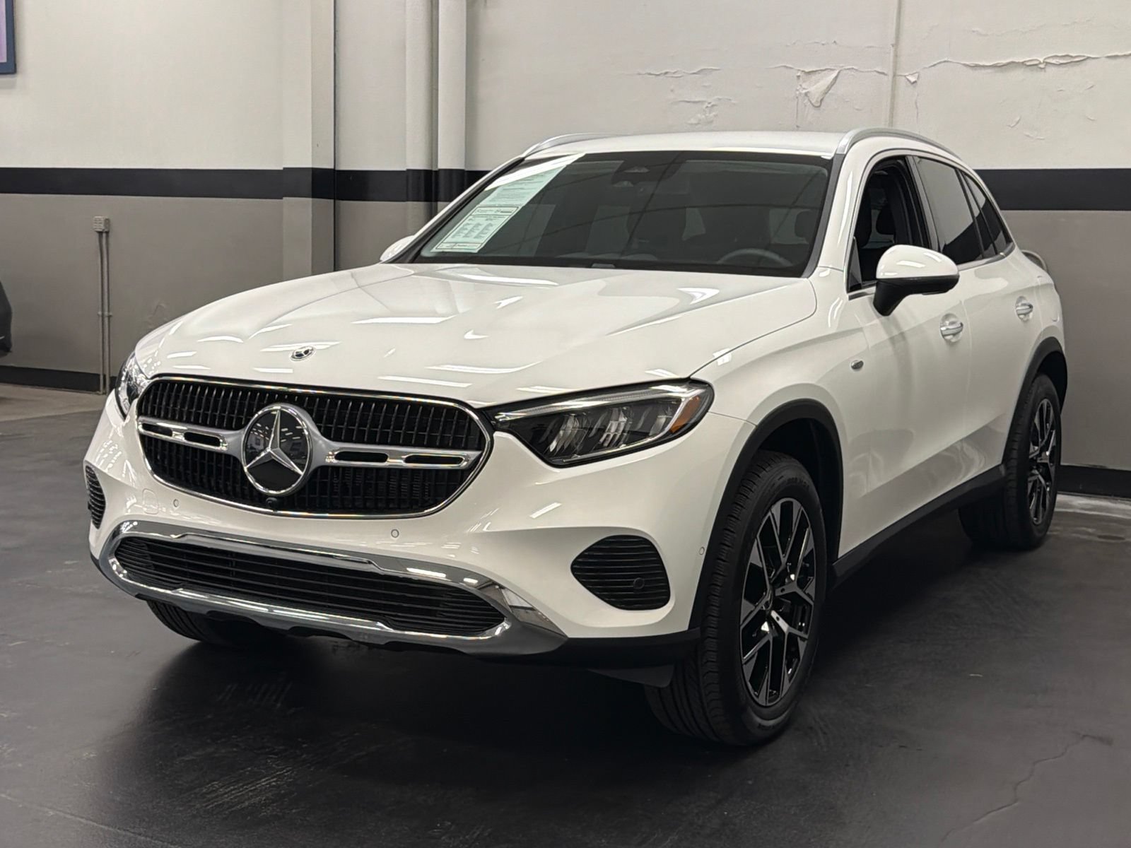 Certified 2025 Mercedes-Benz GLC 350e 4MATIC image 6