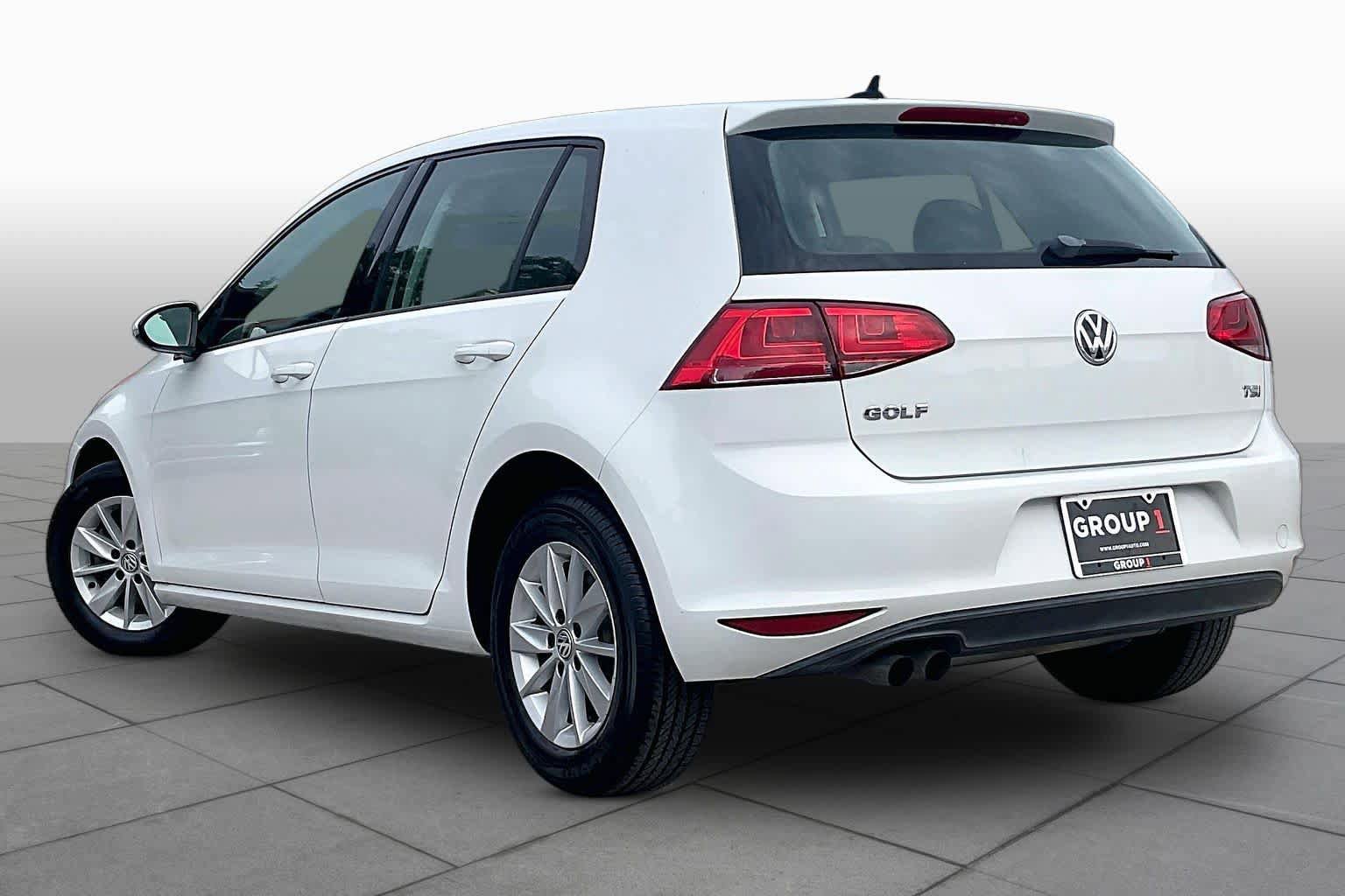 Used 2017 Volkswagen Golf S FWD image 12