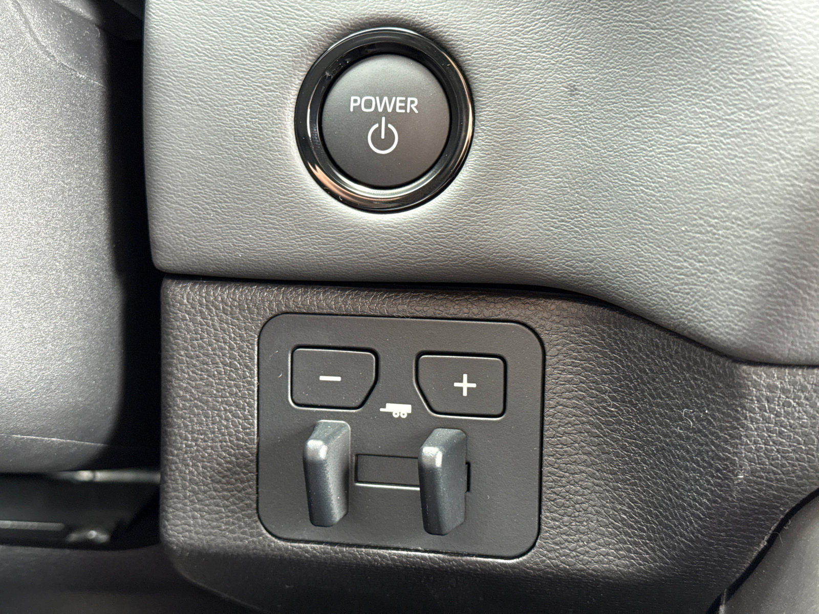New 2026 Toyota Tundra Platinum AWD/4WD image 31