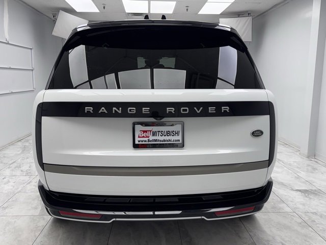 Used 2023 Land Rover Range Rover Long Wheelbase SE image 6
