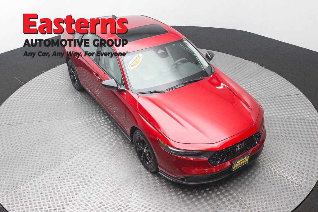 Used 2025 Honda Accord SE image 3