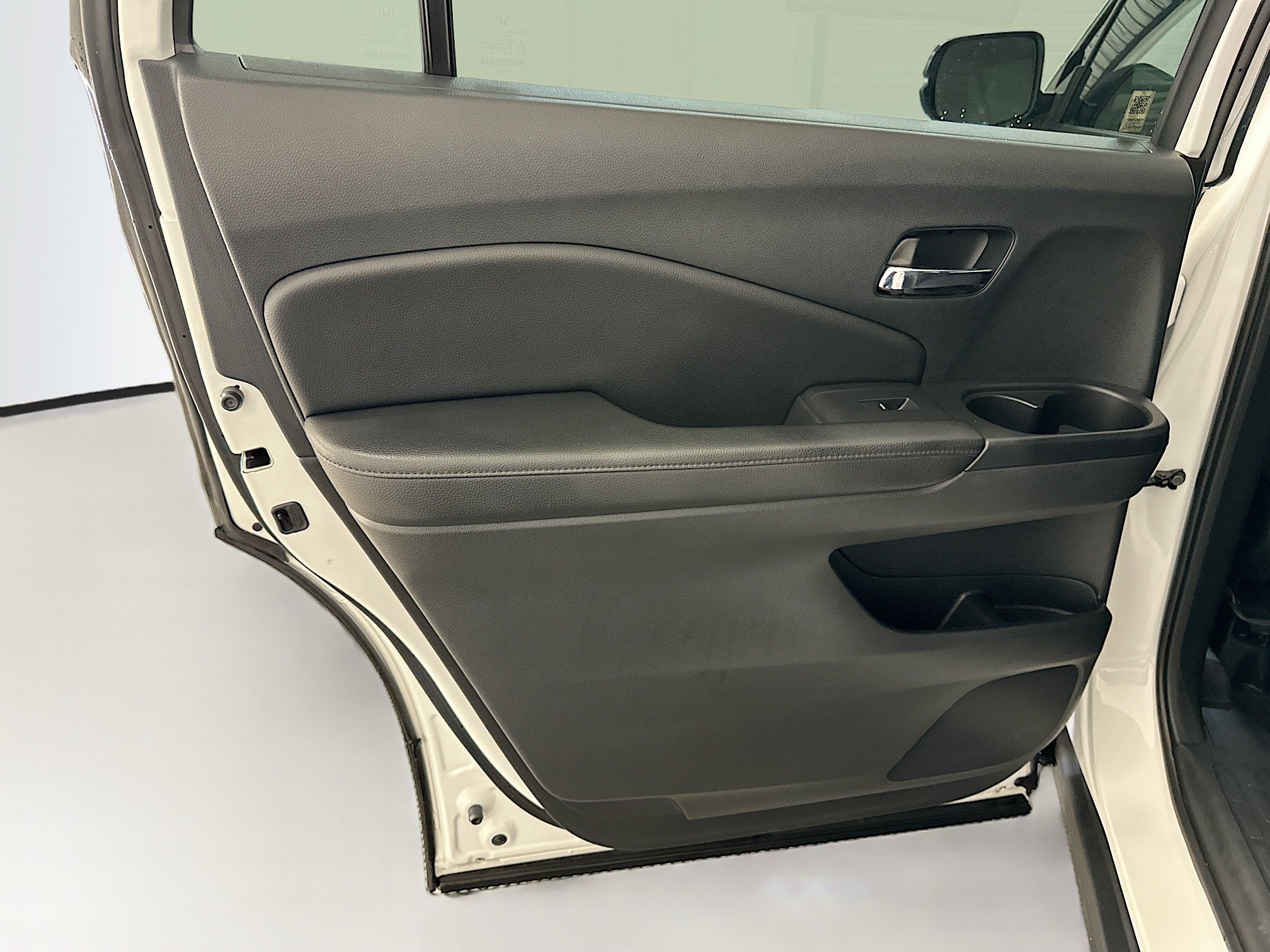 Used 2022 Honda Pilot Sport image 26