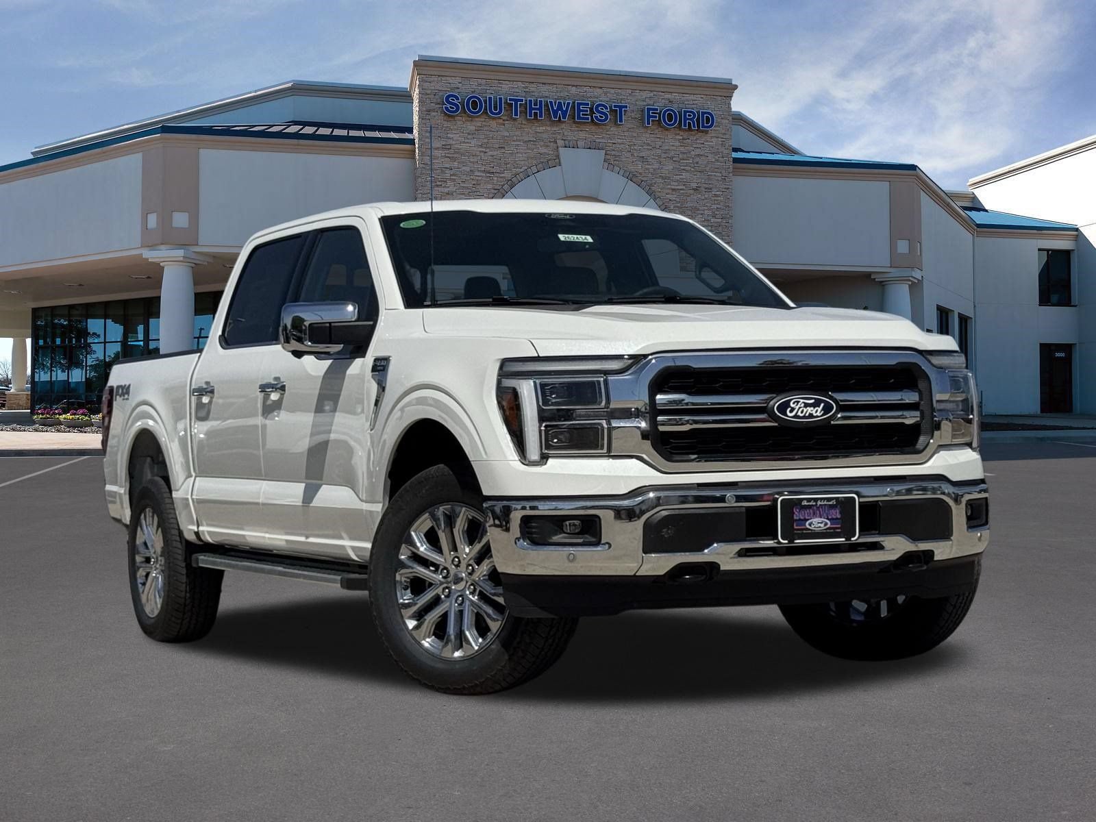 New 2026 Ford F150 Lariat w/ Equipment Group 501A Mid