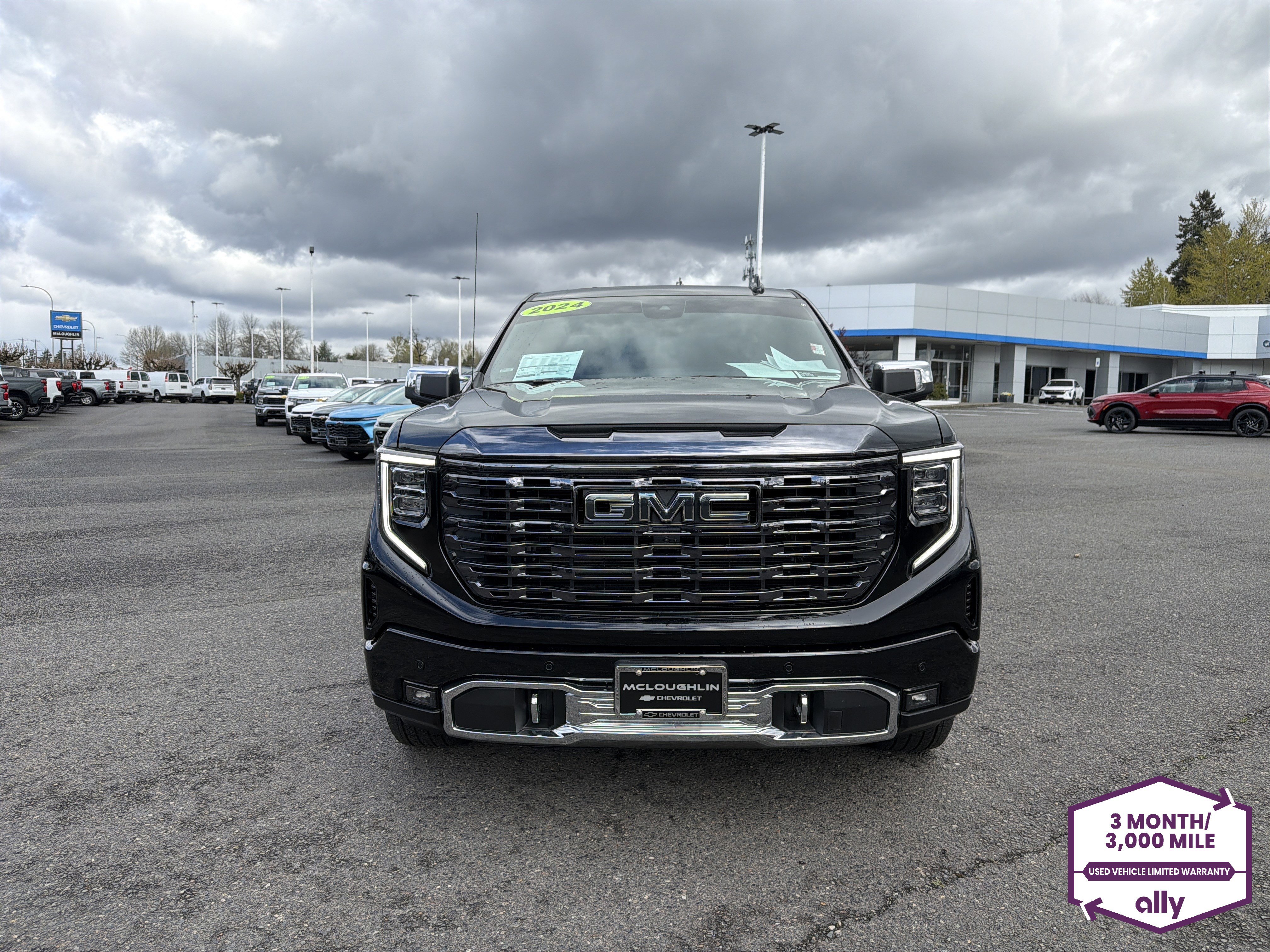 Used 2024 GMC Sierra 1500 Denali Ultimate image 8