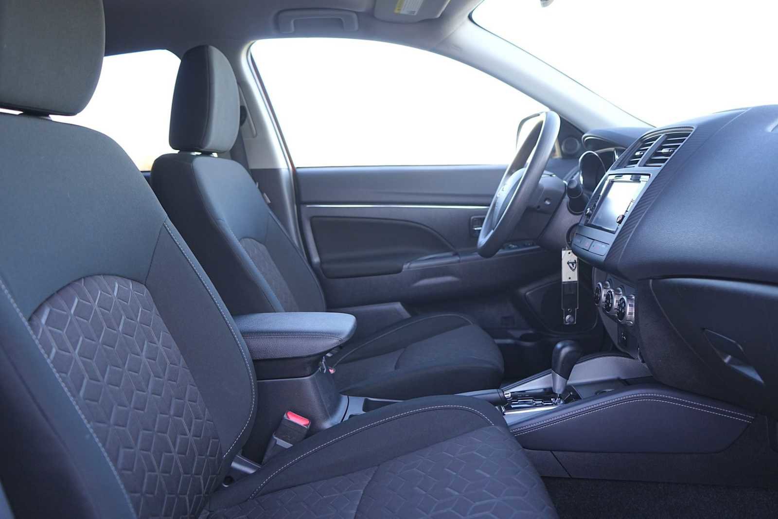 Used 2024 Mitsubishi Outlander Sport ES image 15