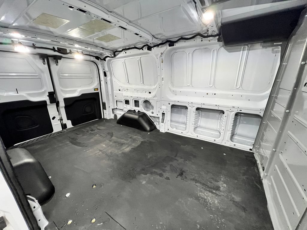 Used 2024 Ford Transit 250 Low Roof RWD image 22