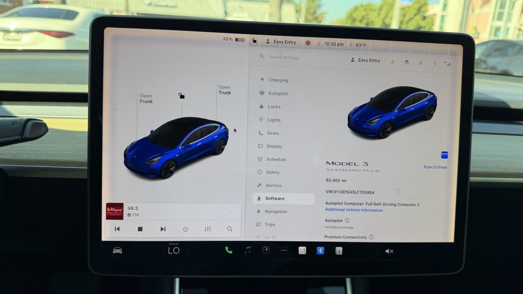 Used 2020 Tesla Model 3 Standard Range image 14