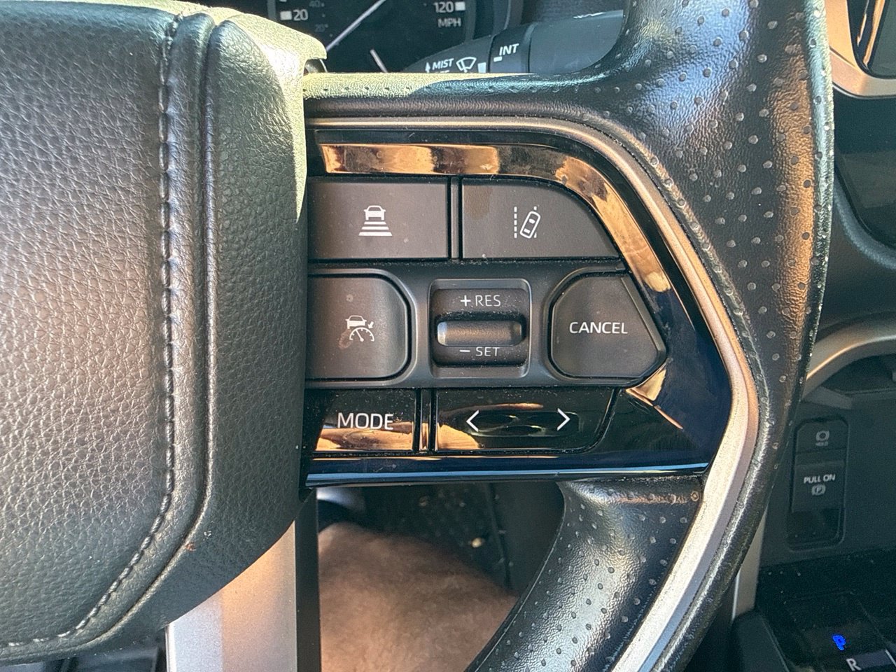 Used 2022 Toyota Tundra SR5 AWD/4WD image 27