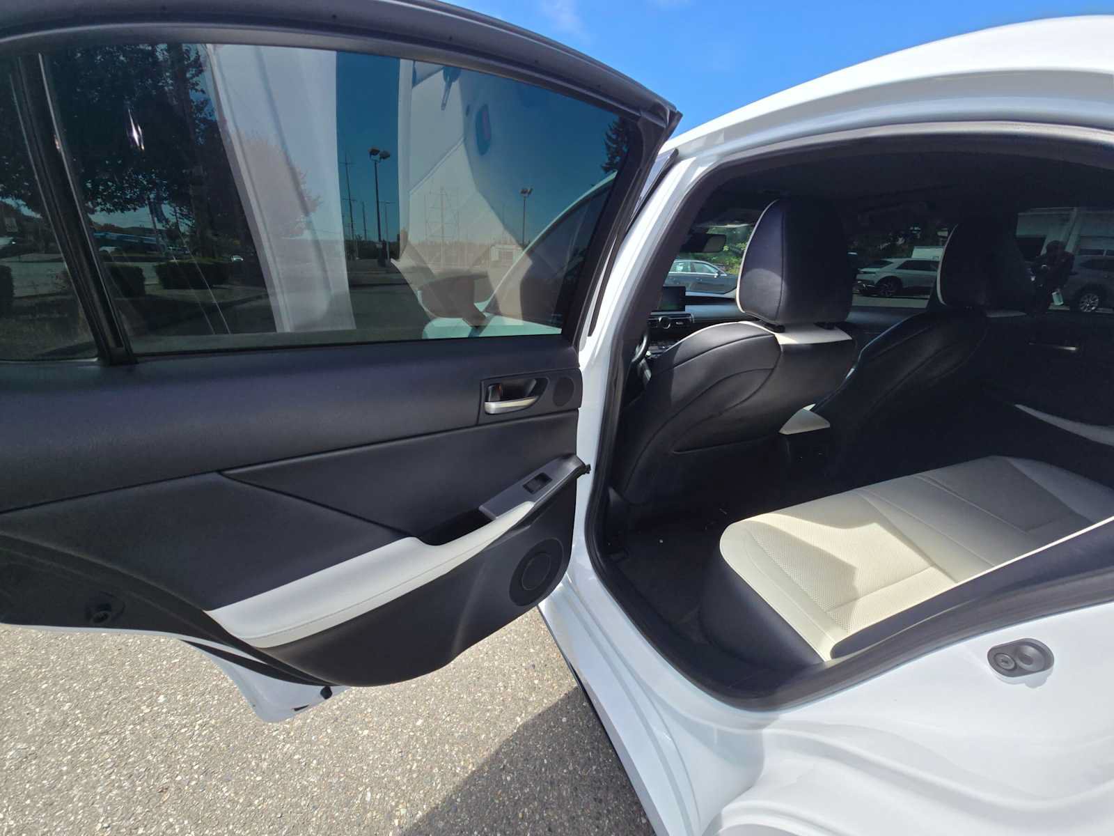 Used 2023 Lexus IS 500 RWD image 15