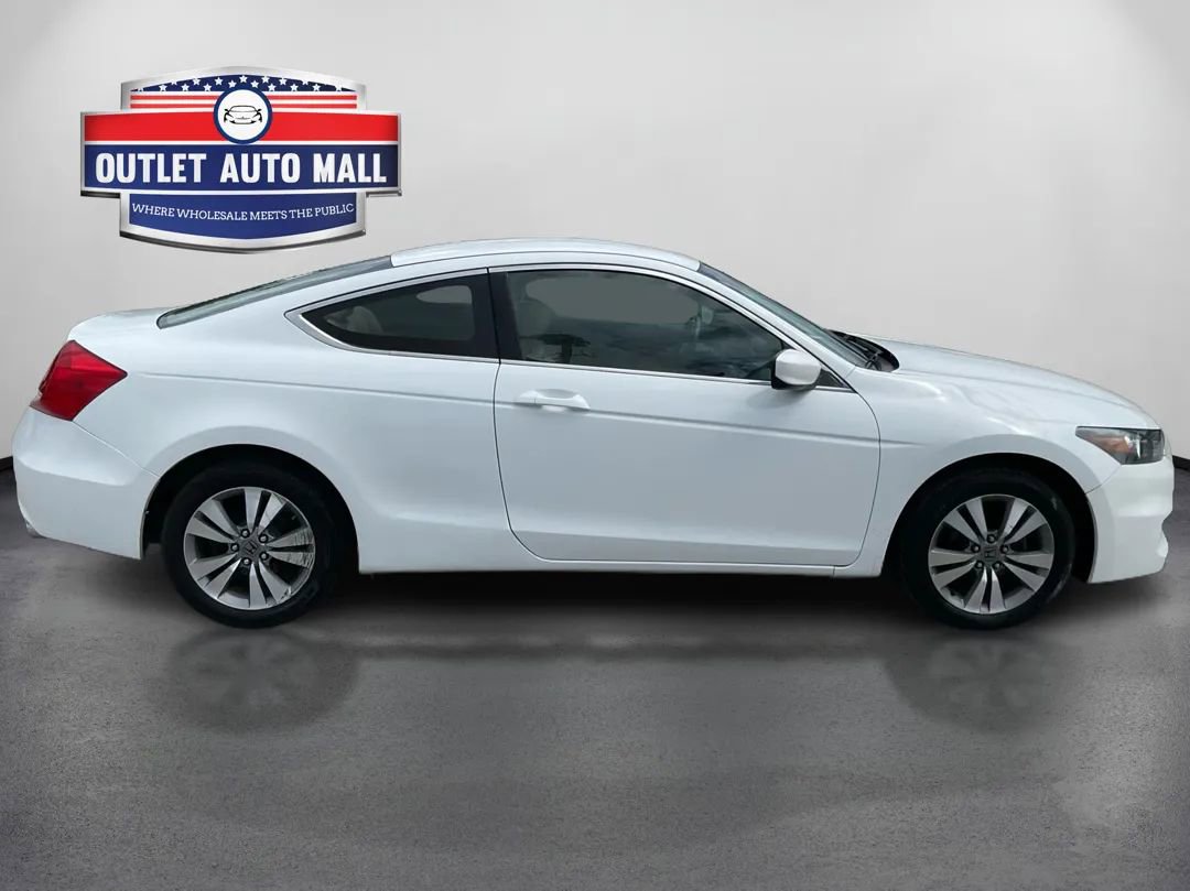 Used 2011 Honda Accord LX-S image 2