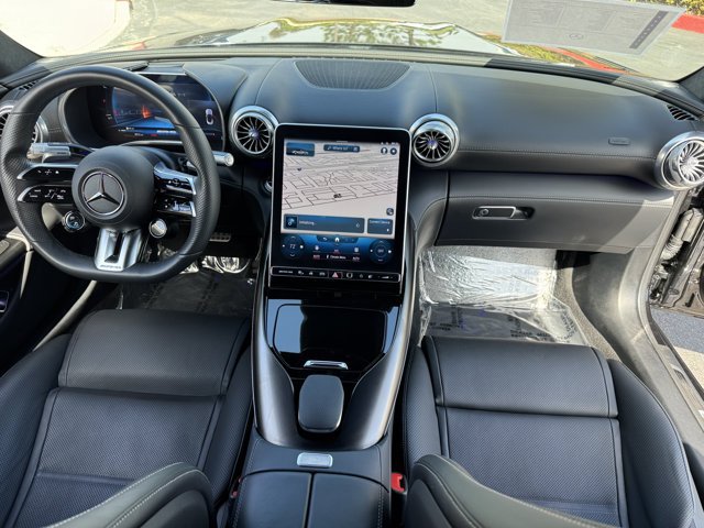 Used 2022 Mercedes-Benz SL 63 AMG 4MATIC image 9