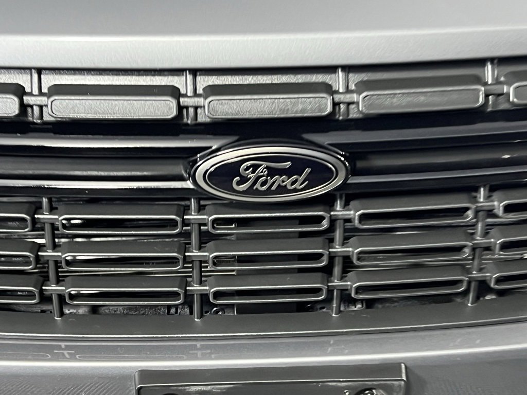 Used 2023 Ford Maverick Lariat w/ Lariat Luxury Package image 14