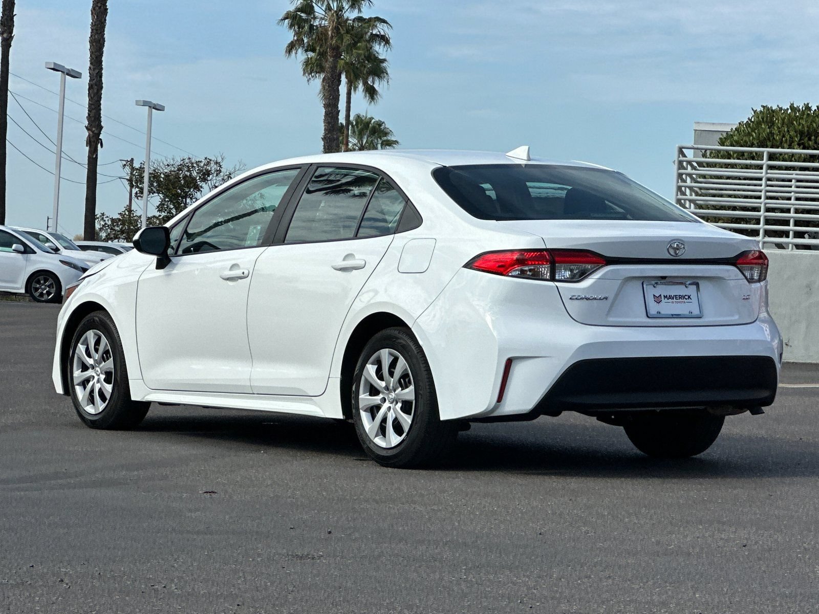 Used 2024 Toyota Corolla LE FWD image 3
