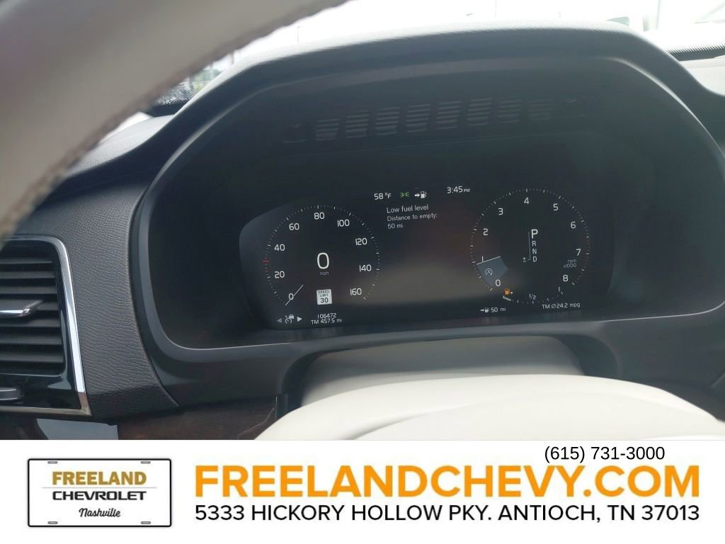 Used 2017 Volvo XC90 T6 Momentum w/ Vision Package AWD/4WD image 11