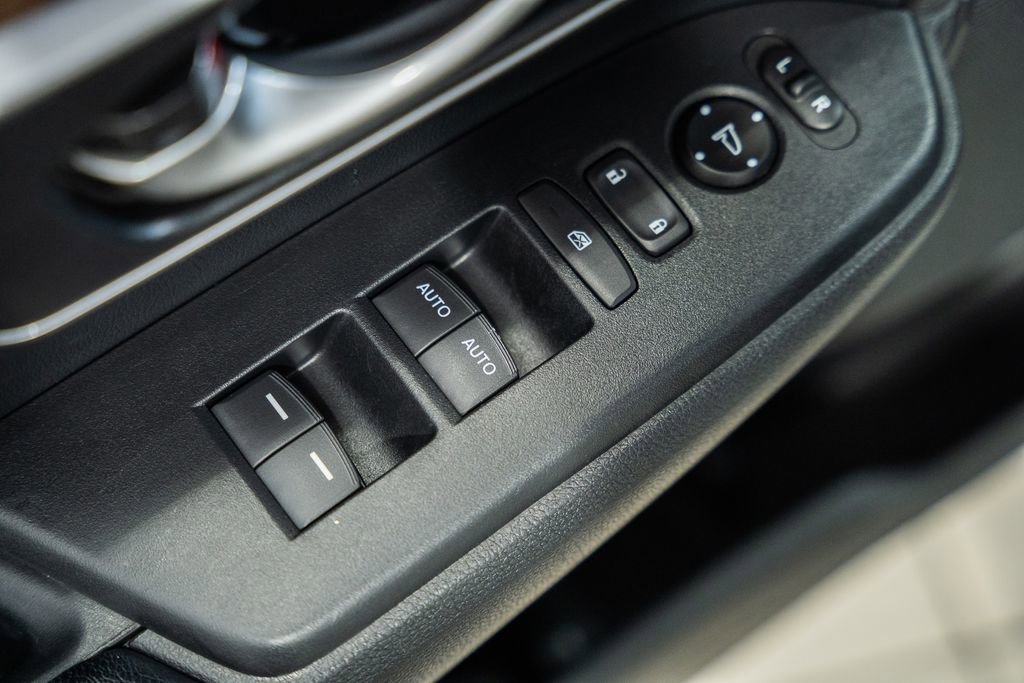 Used 2018 Honda CR-V EX-L image 37
