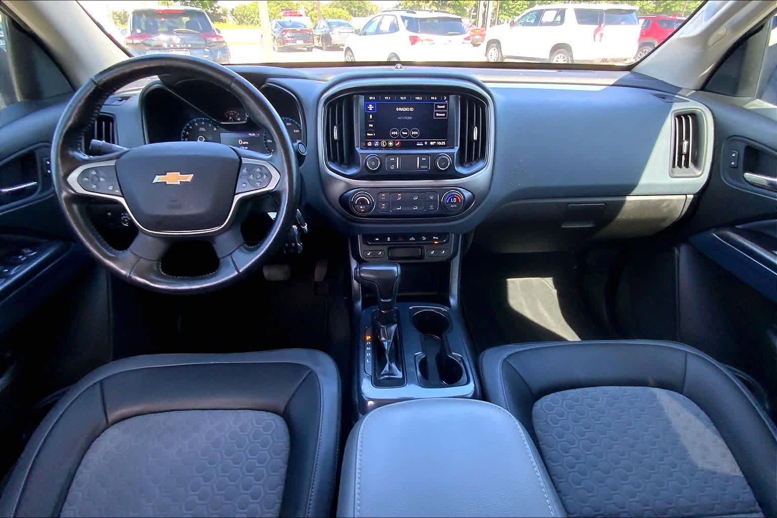 Used 2021 Chevrolet Colorado Z71 AWD/4WD image 15