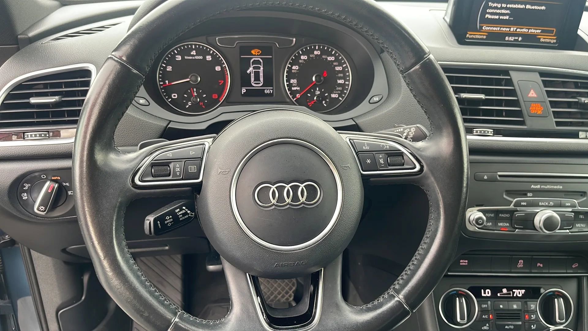 Used 2018 Audi Q3 2.0T Premium w/ Convenience Package image 26