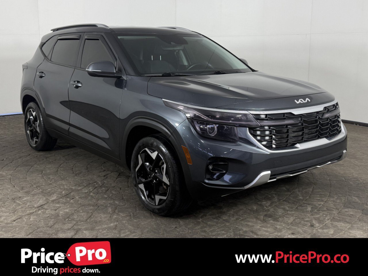 Used 2025 Kia Seltos S AWD/4WD image 1
