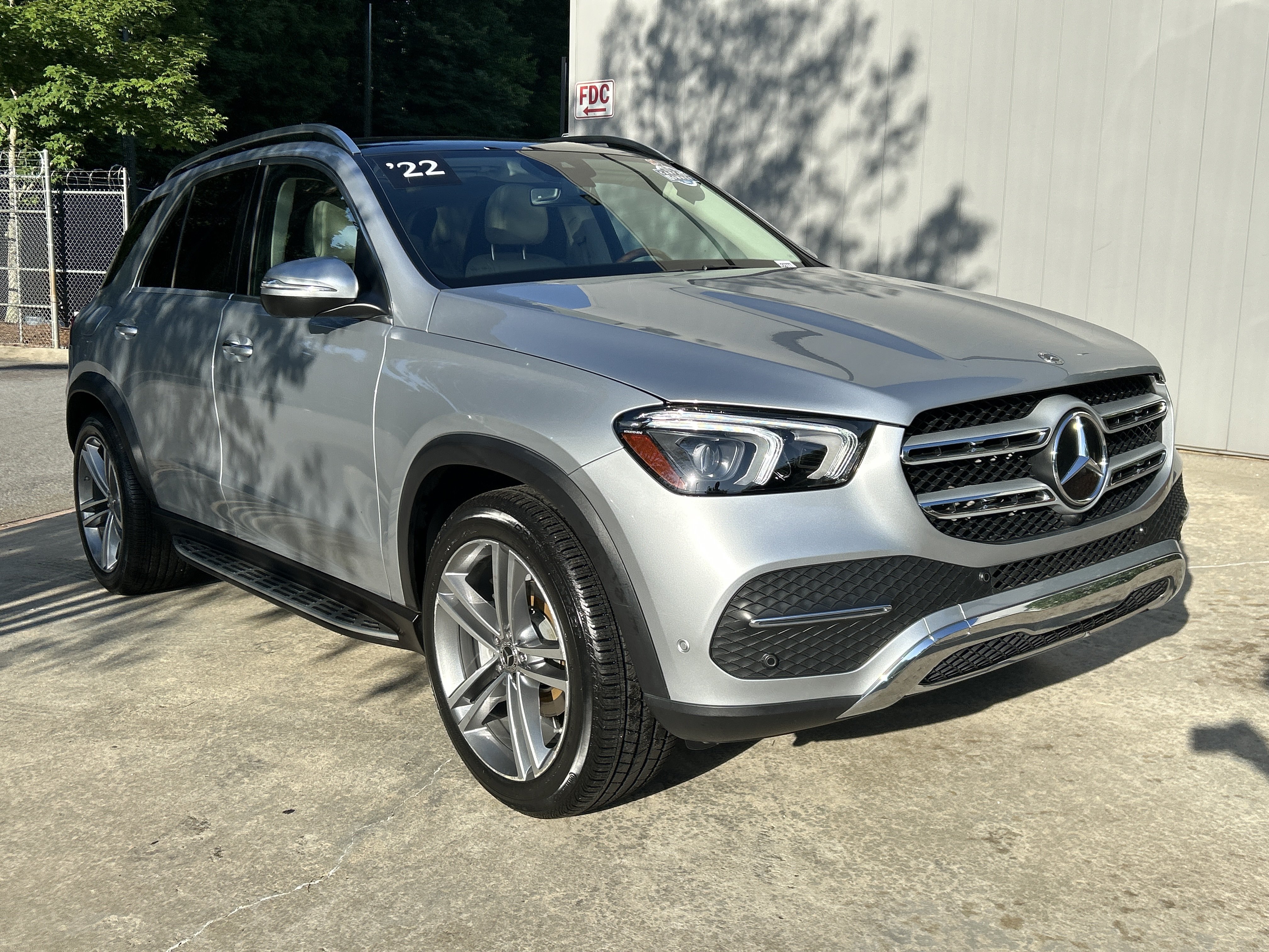 Certified 2022 Mercedes-Benz GLE 350 image 4