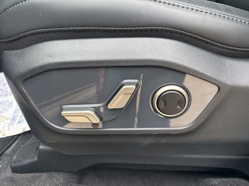 New 2027 Kia Telluride S w/ Towing Package image 29