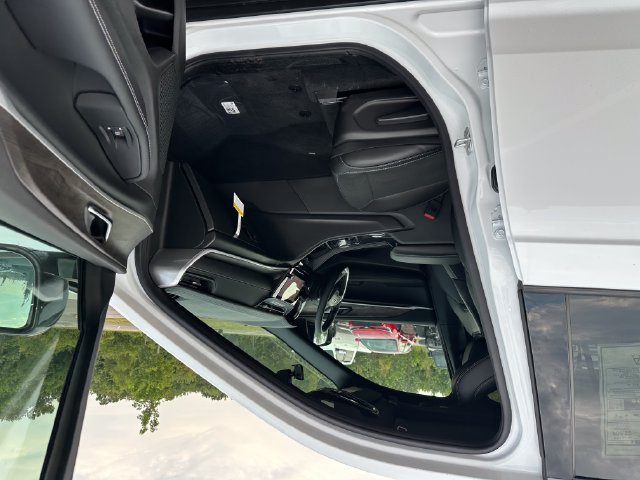 New 2027 Jeep Grand Cherokee Altitude AWD/4WD image 19