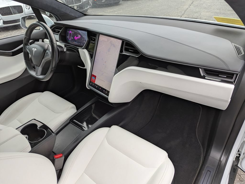Used 2020 Tesla Model X Long Range AWD/4WD image 31