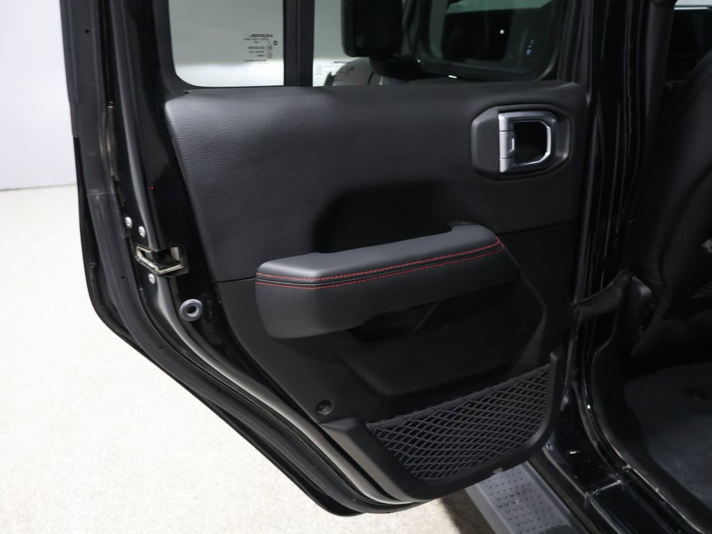 Used 2024 Jeep Wrangler Unlimited Rubicon w/ Convenience Group image 19