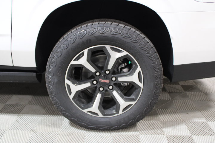 New 2026 GMC Yukon XL AT4 w/ AT4 Premium Plus Package AWD/4WD image 47