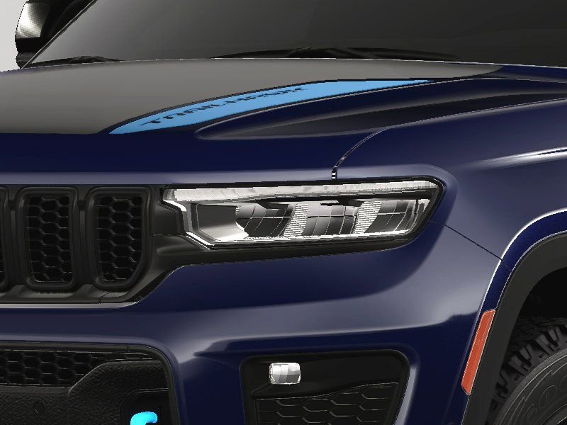 New 2024 Jeep Grand Cherokee Trailhawk w/ Advanced Protech Group II AWD/4WD image 14