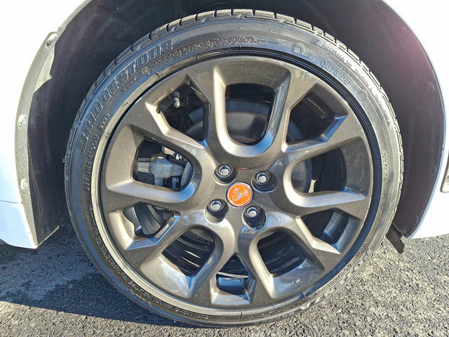 Used 2020 FIAT 124 Spider Abarth w/ Convenience Group image 9