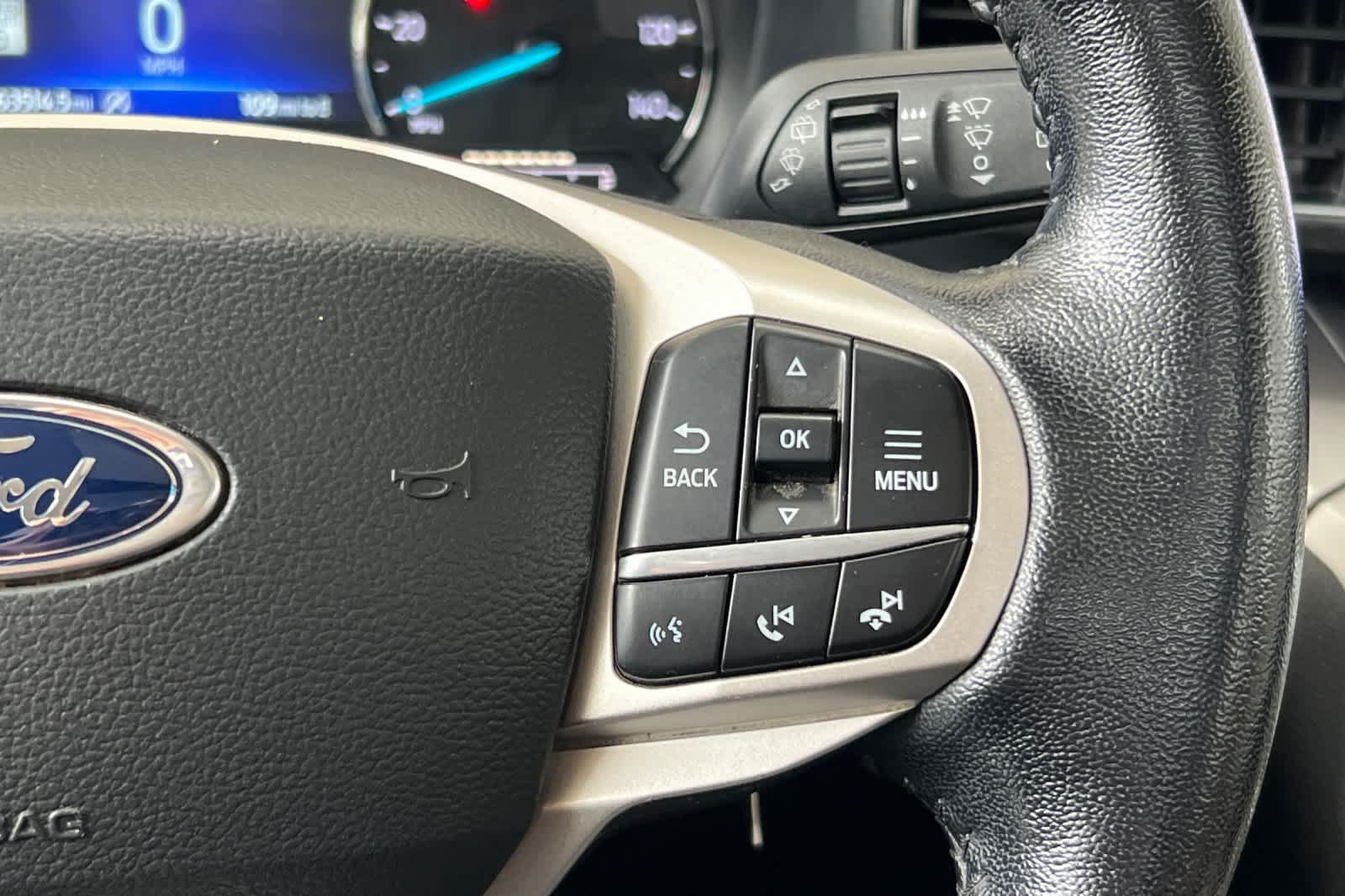 Used 2021 Ford Explorer XLT w/ Equipment Group 202A AWD/4WD image 29