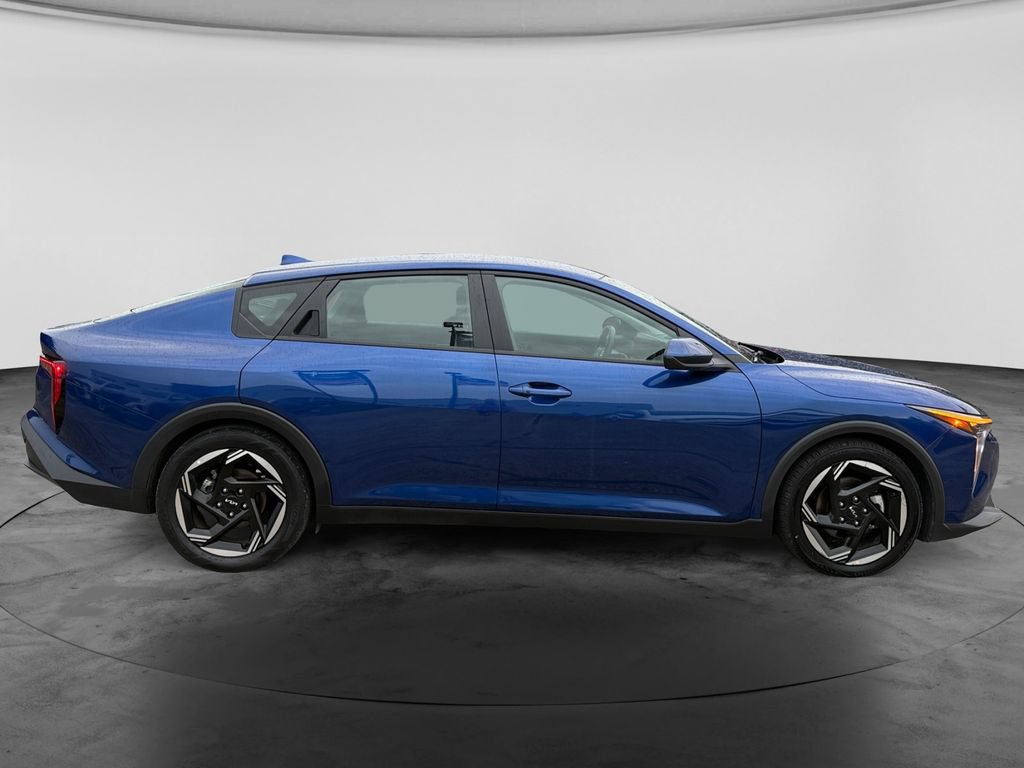 Used 2025 Kia K4 EX FWD image 11