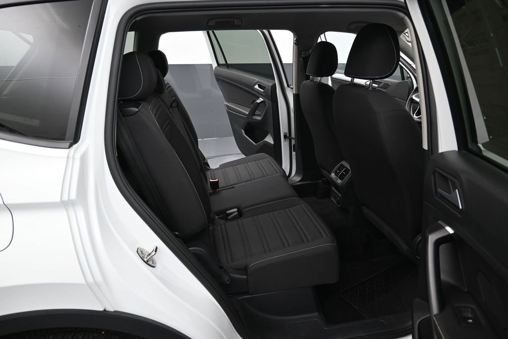 Used 2024 Volkswagen Tiguan S FWD image 30