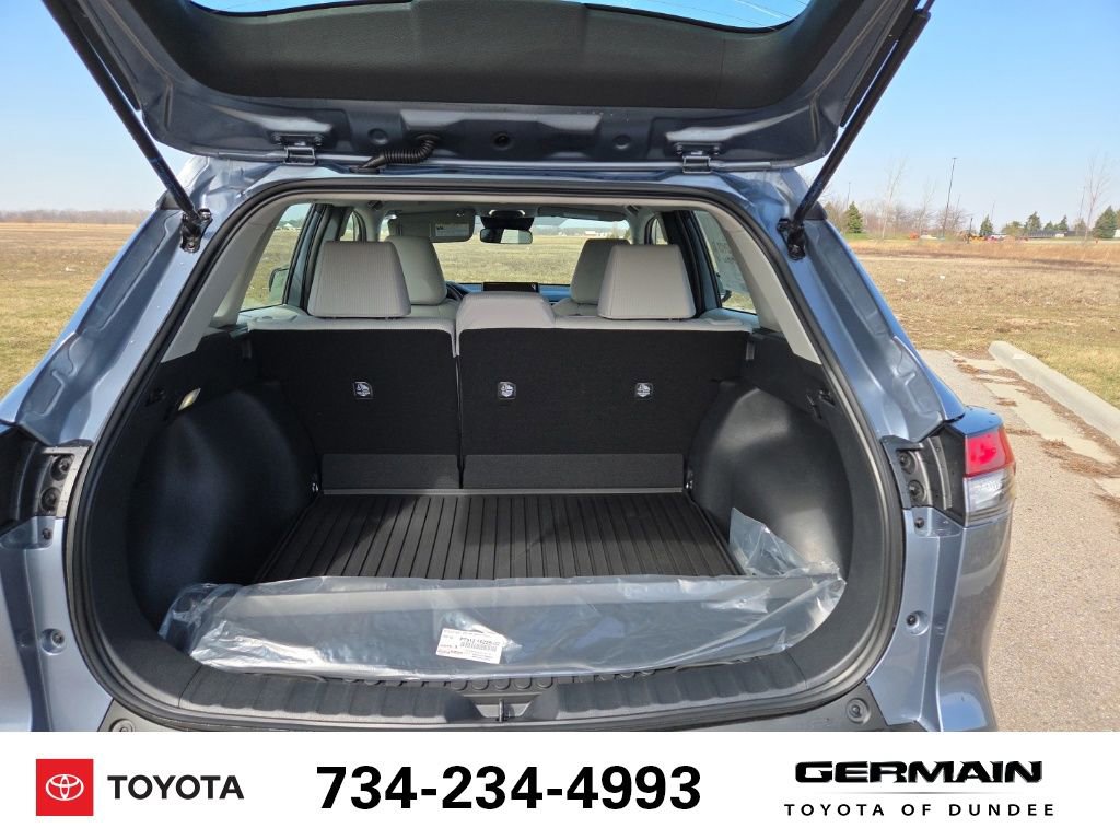 New 2026 Toyota Corolla Cross L image 29