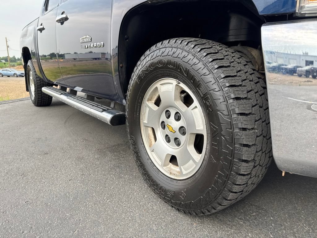 Used 2012 Chevrolet Silverado 1500 LT AWD/4WD image 7
