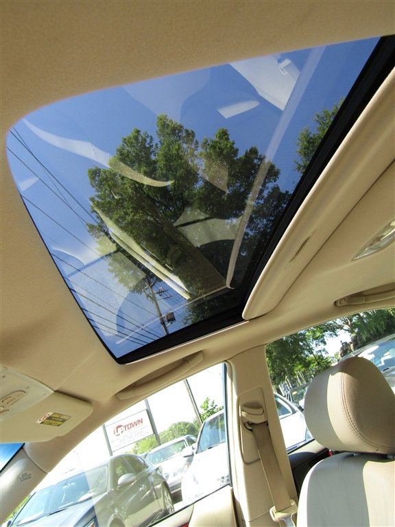 Used 2004 Lexus ES 330 FWD image 28