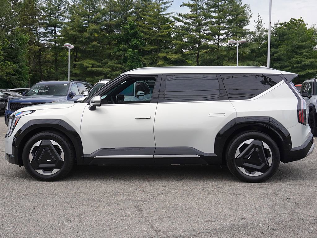 Used 2024 Kia EV9 Land AWD/4WD image 21
