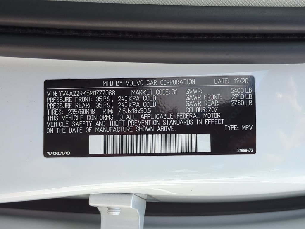 Used 2021 Volvo XC60 T6 Momentum AWD/4WD image 25