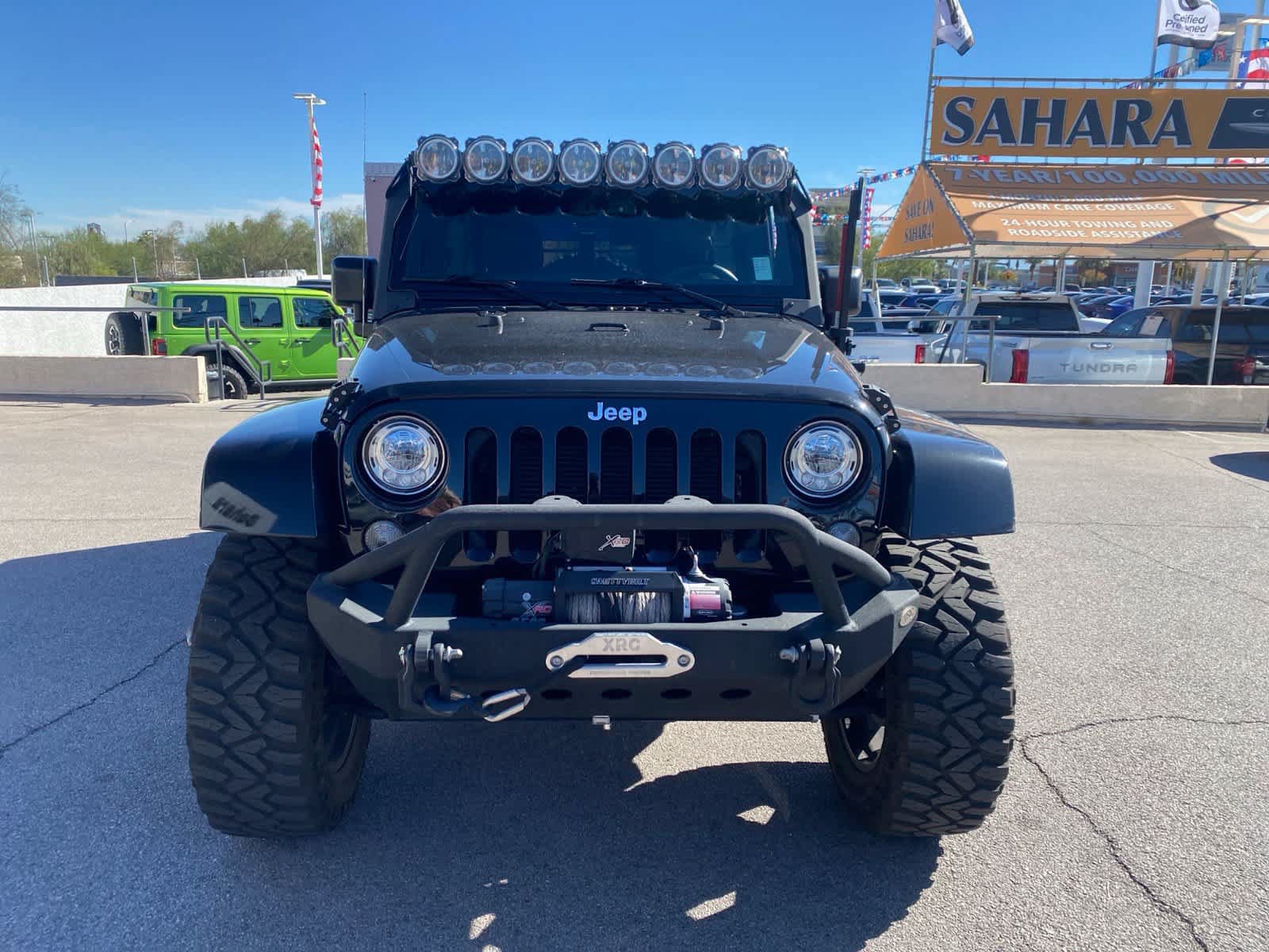 Used 2017 Jeep Wrangler Unlimited Rubicon w/ Connectivity Group AWD/4WD image 2