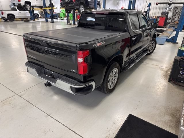 Used 2020 Chevrolet Silverado 1500 LTZ w/ LTZ Plus Package AWD/4WD image 15